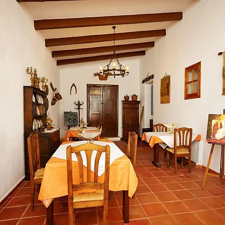 Maria Villa